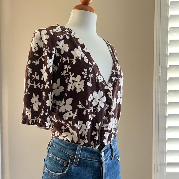 D&Co 100% Cotton Floral Button Front Short Sleeve Cardigan - Picture 3 of 7